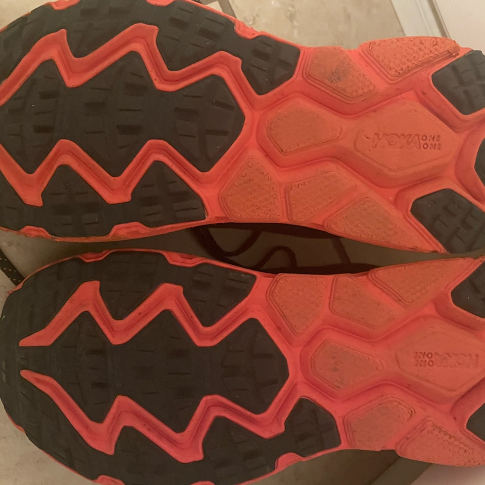 HOKA ONE ONE mens challenger ATR 6